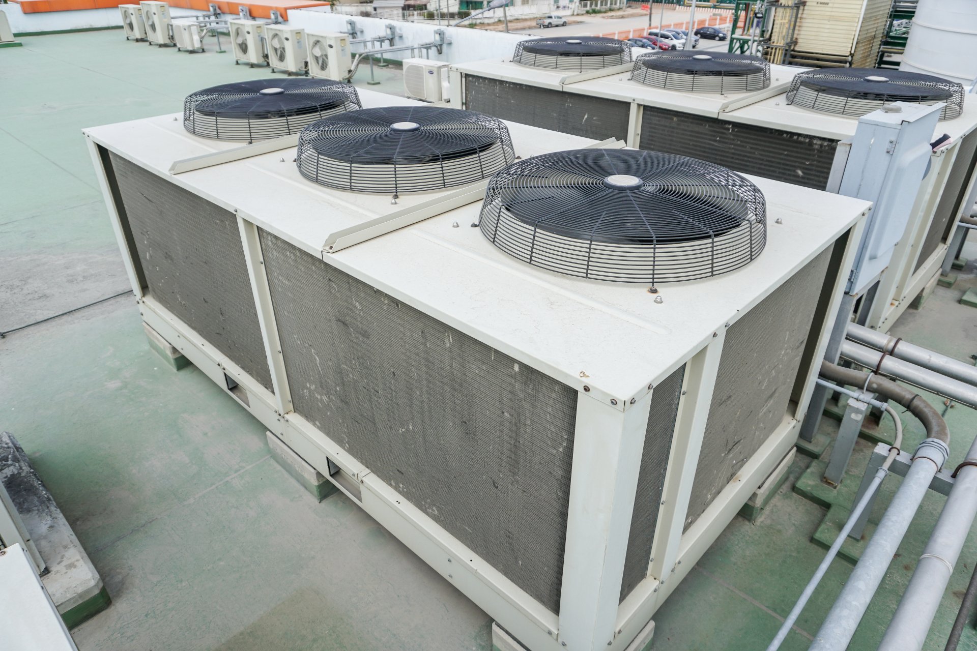 Quick-Service Restaurant & Fast-Food Roofing